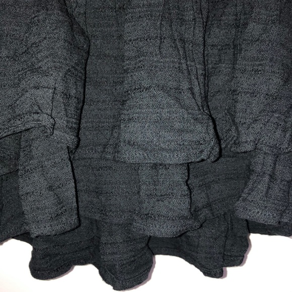 URBAN OUTFITTERS Peplum Top - Picture 3 of 6